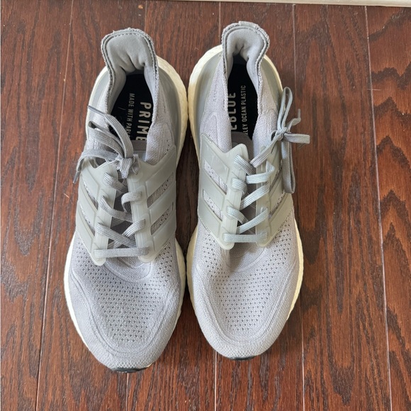 Adidas Ultraboost - Picture 4 of 6